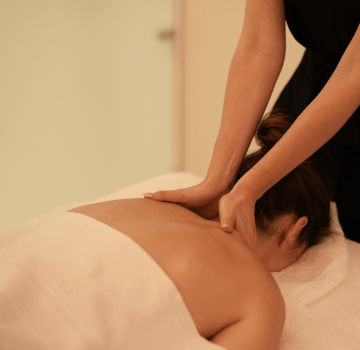 SPA BY SOTHYS: LES MEILLEURS SOINS POUR SE PRÉPARER À LA MONTÉE DES MARCHES