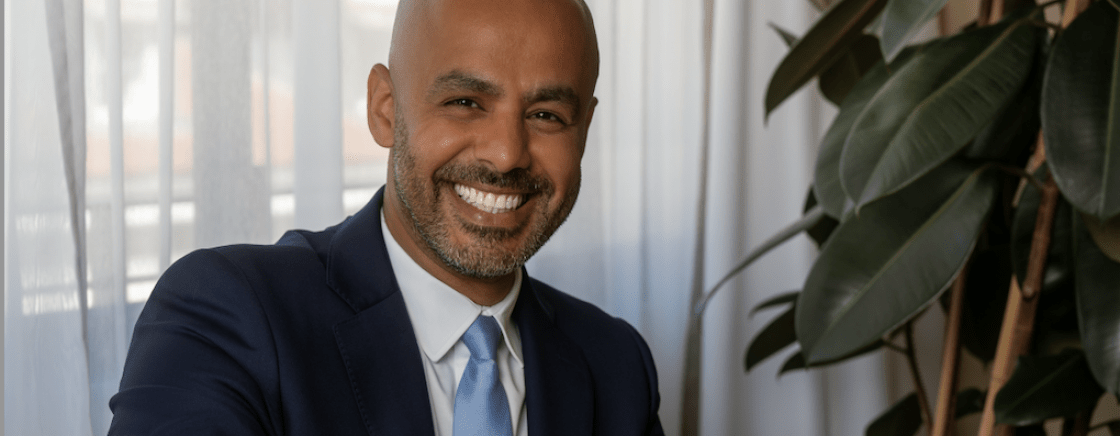 MOHAMED, FIVE SEAS MANAGER