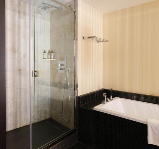 Hôtel Five Seas