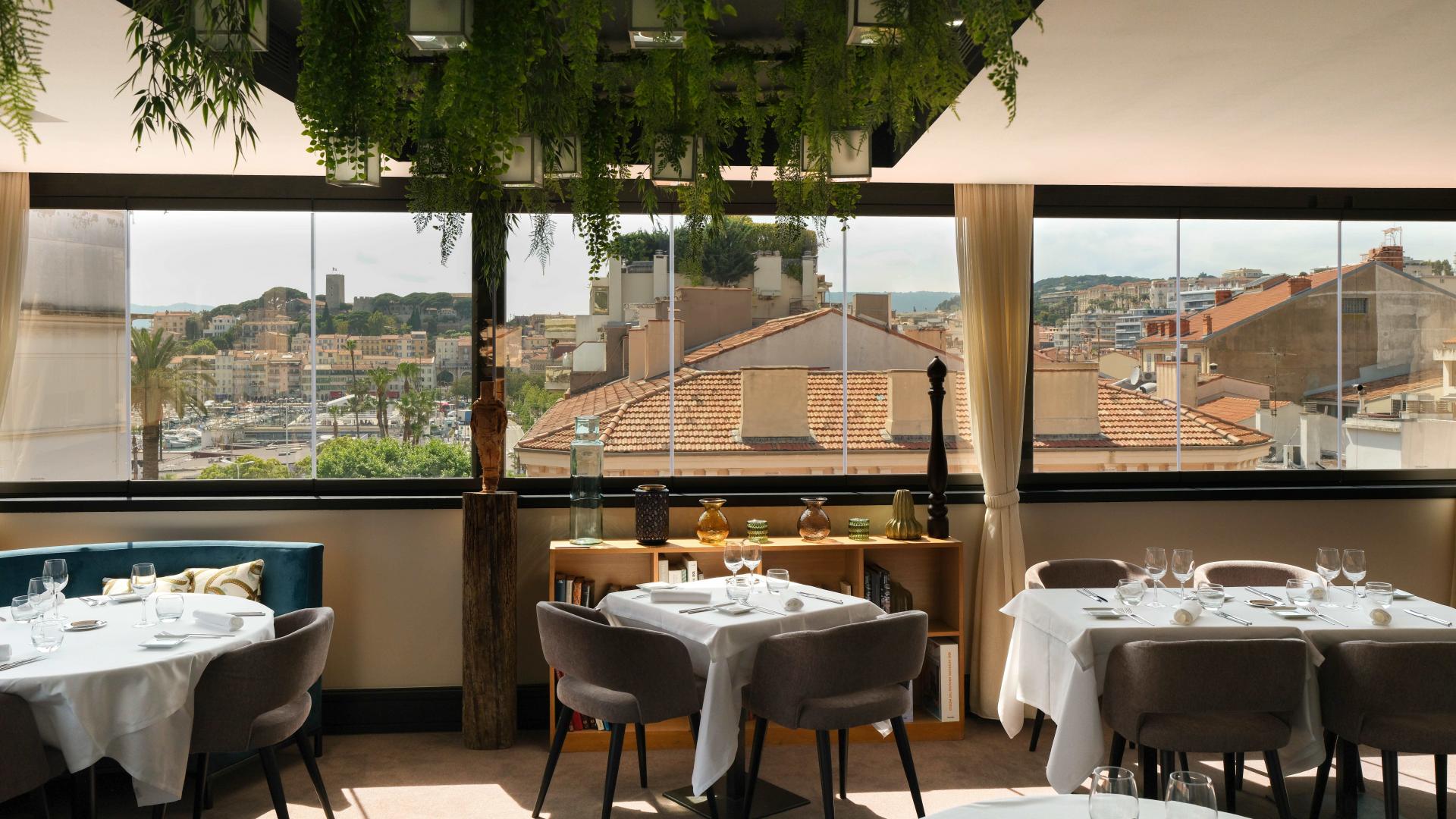 Hôtel Five Seas