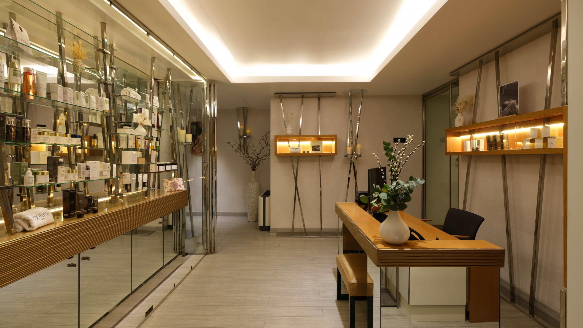 Hôtel Five Seas