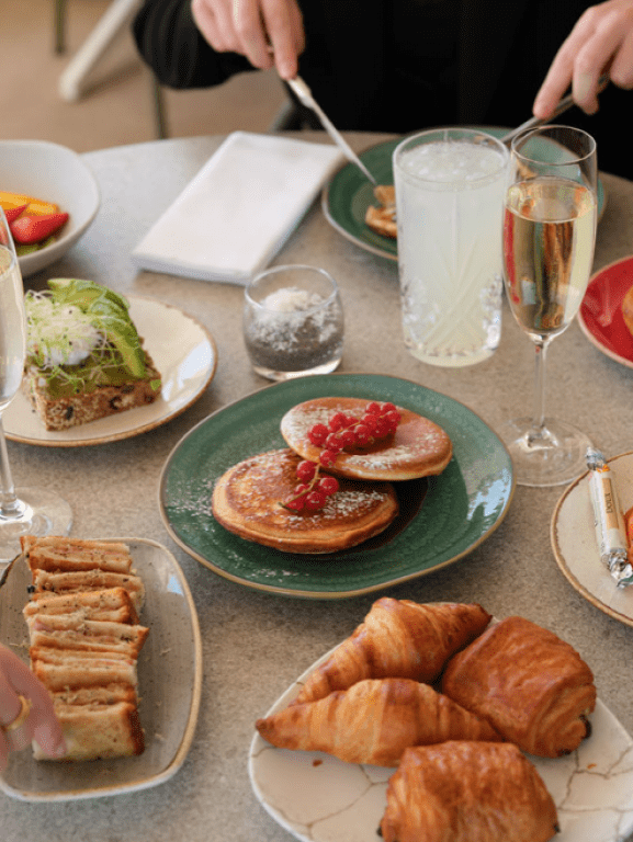 Hotel Five Seas - Frühstück